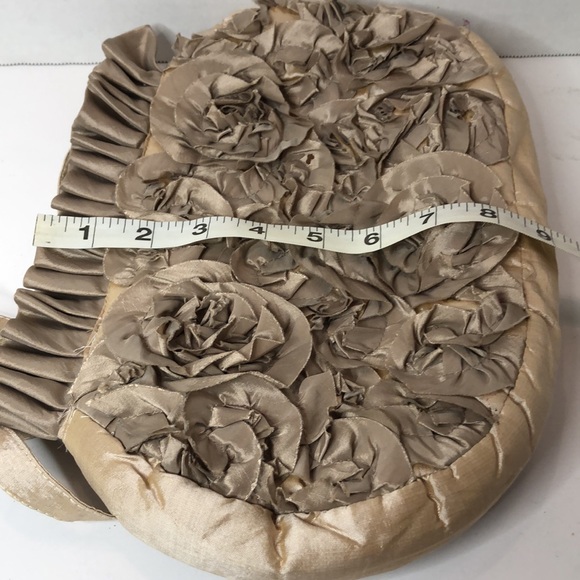 Fabric Roses Pleated Top Hand Bag - Picture 8 of 8